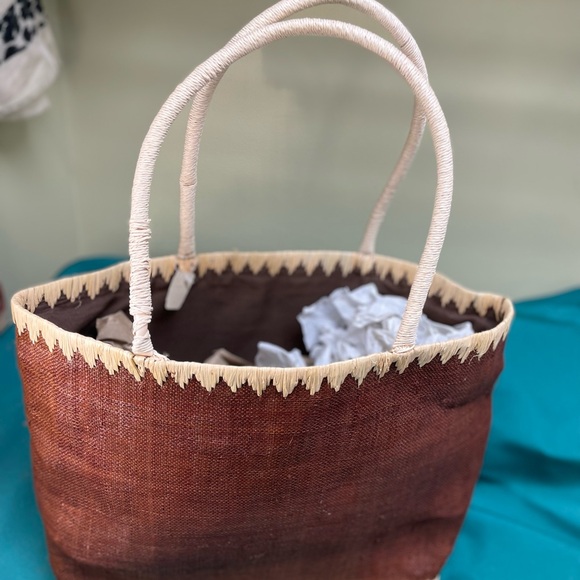 Bath & Body Works Brown and Cream Tote Bag - Picture 2 of 9